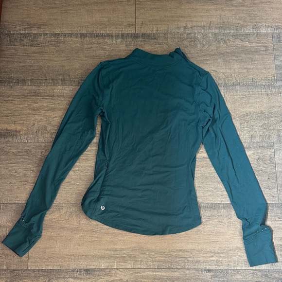 lululemon athletica Tops - lululemon athletica green / teal Long Sleeve Top with pocket